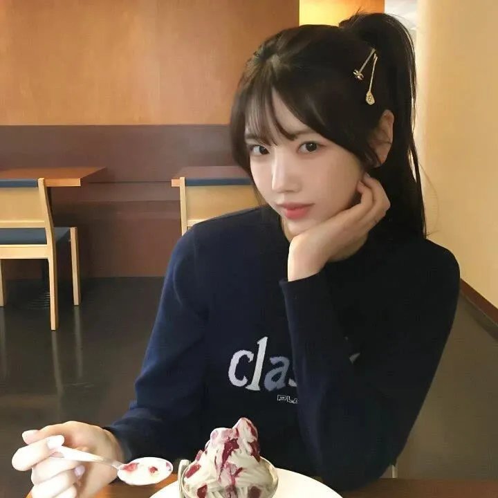 花与爱丽丝